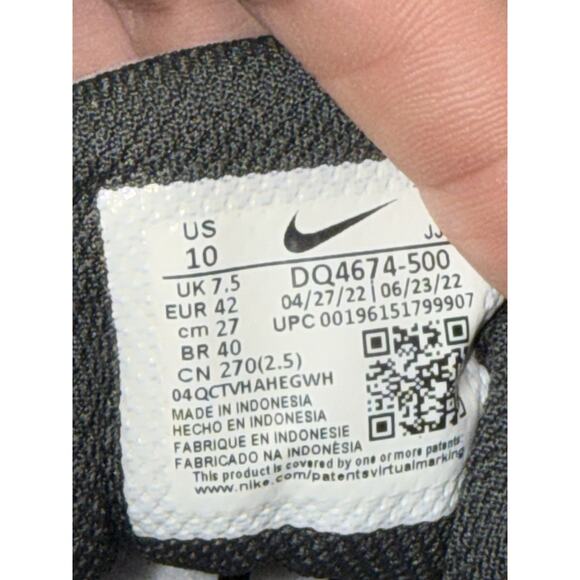 Nike‎ Legend Essential 3 Running Shoes Sneakers Purple White Women’s Size 10 - Picture 9 of 9